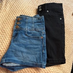 Set of 2 shorts